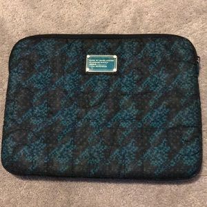 Marc by marc jacobs macbook pro laptop sleeve